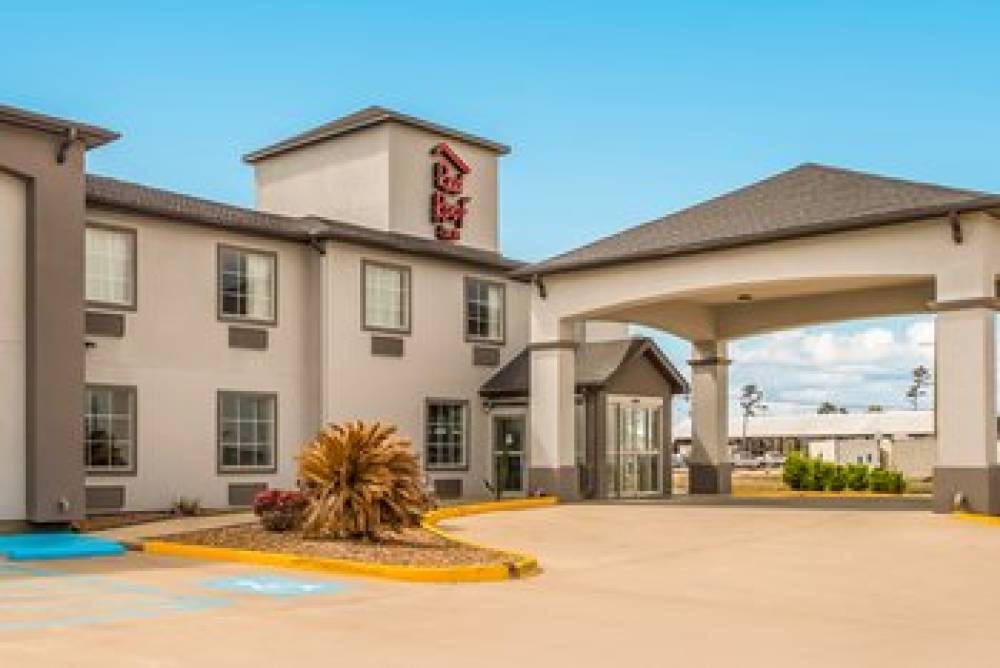  Red Roof Inn And Suites Lake Charles  1