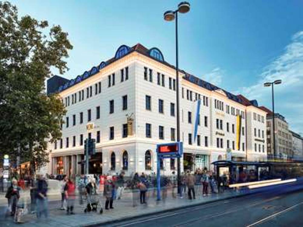 25hours Hotel Muenchen The Royal Bavarian 1