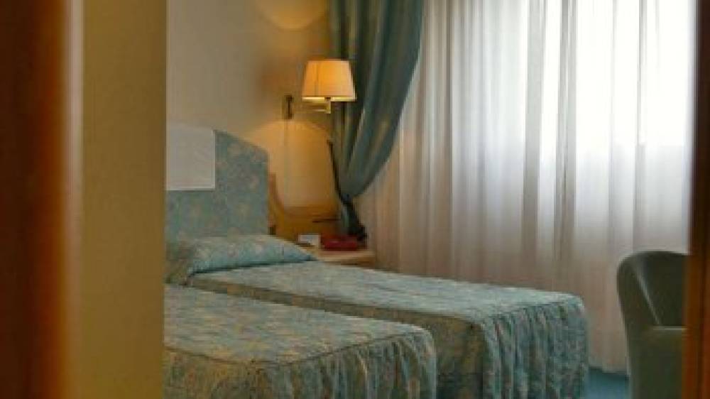 501 HOTEL - VIBO VALENTIA 8