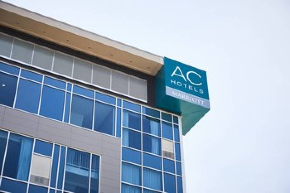 AC Hotel By Marriott Minneapolis West End 2