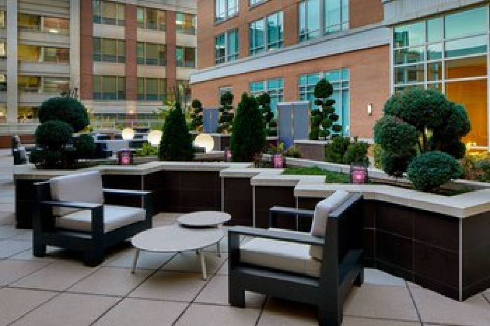 AC Hotel By Marriott National Harbor Washington DC Area 8