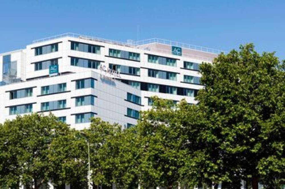 AC Hotel By Marriott Paris Porte Maillot 2