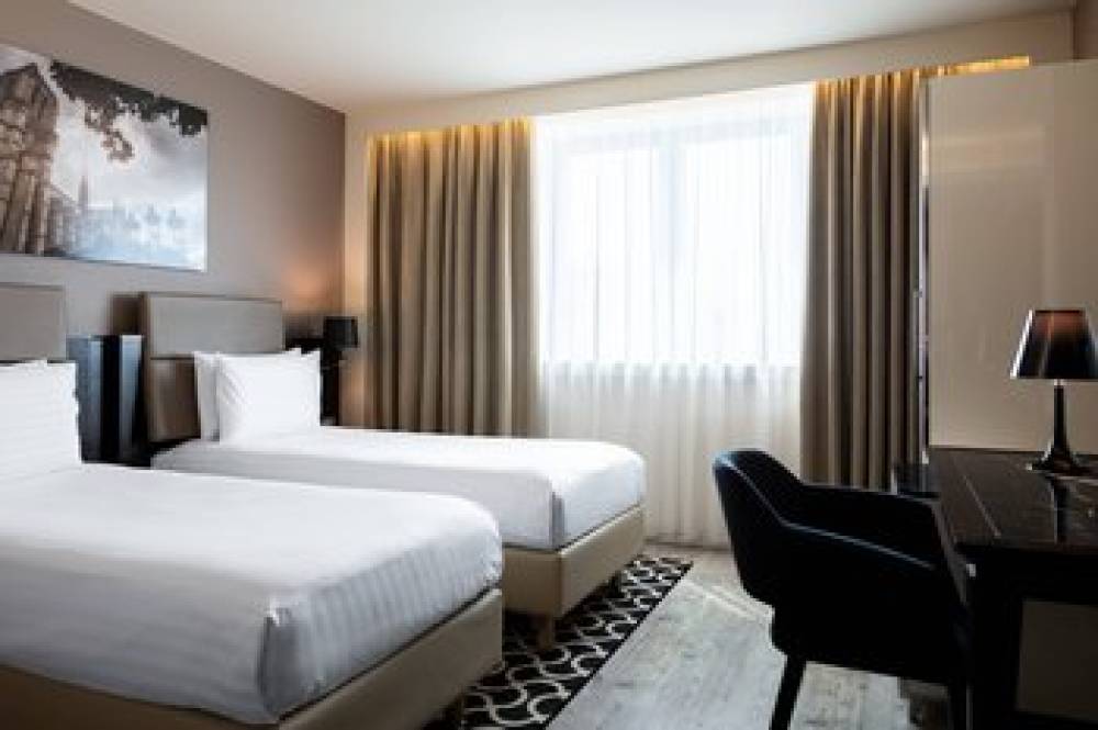 AC Hotel By Marriott Paris Porte Maillot 9