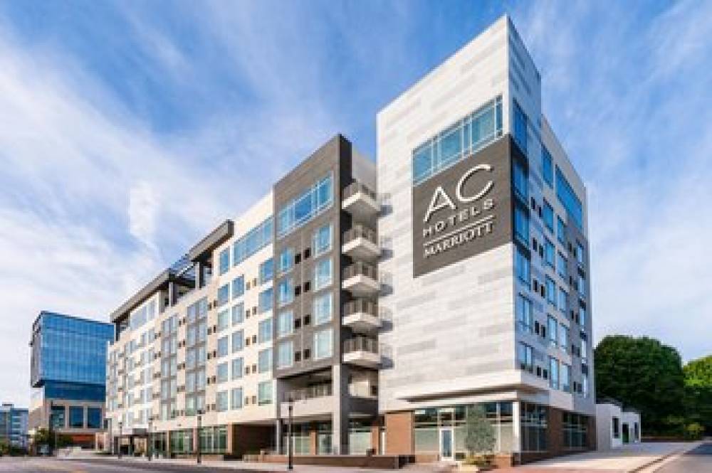 AC Hotel By Marriott Raleigh Downtown 3