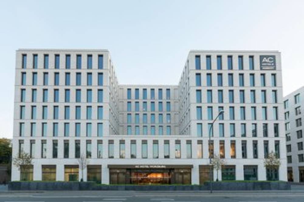 AC Hotel By Marriott Wuerzburg 7