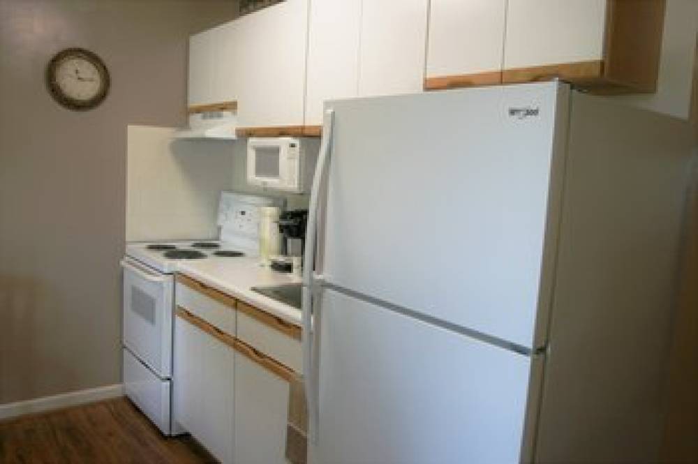 Affordable Suites Statesville 7