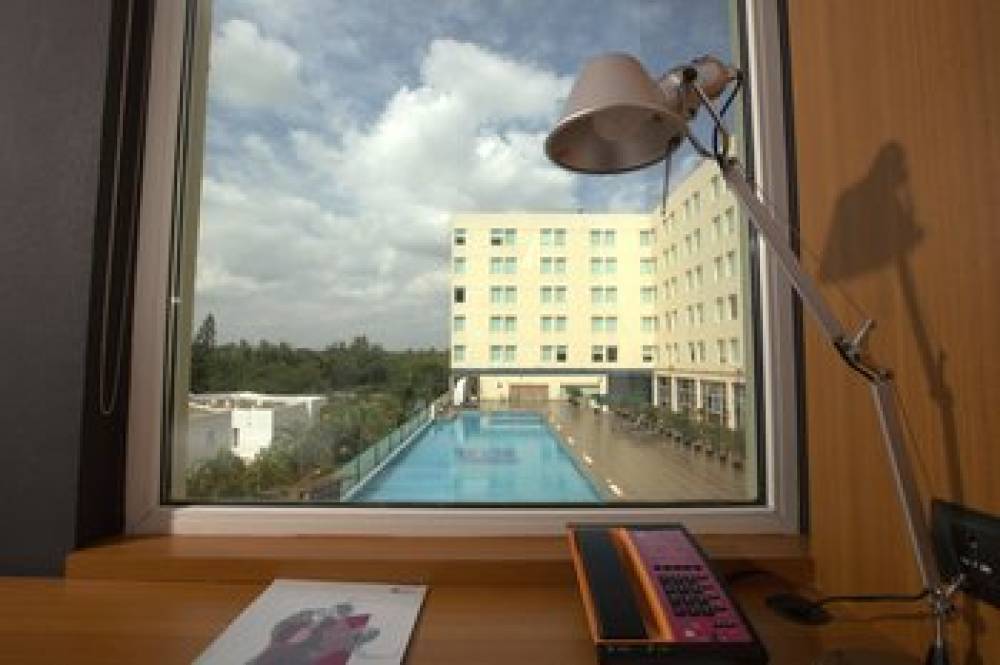 Aloft Bengaluru Whitefield 10