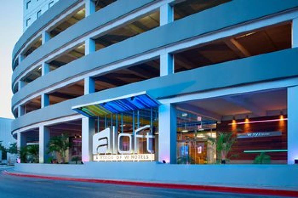 Aloft Cancun 2