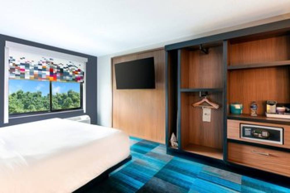 Aloft Columbia Harbison 6