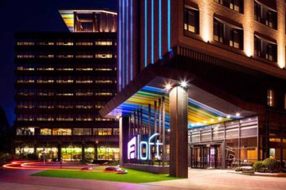 Aloft Guangzhou University Park 1