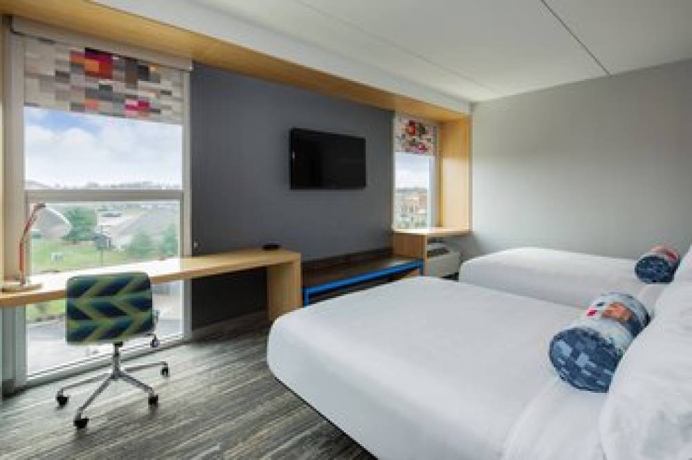 Aloft Louisville East 1