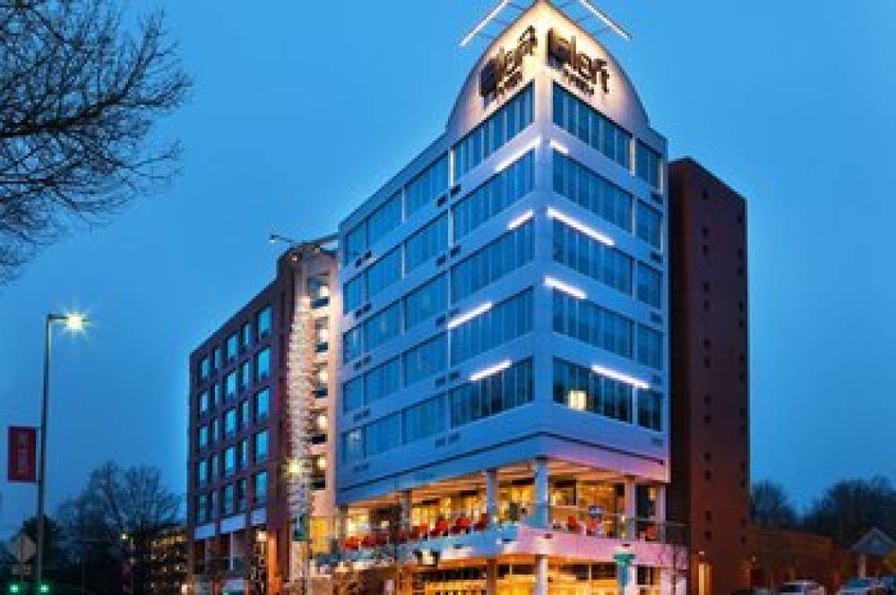 Aloft Raleigh 5