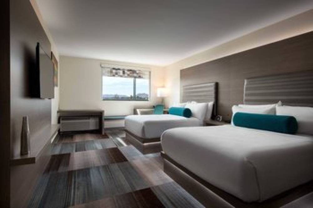 Aloft Scottsdale 4