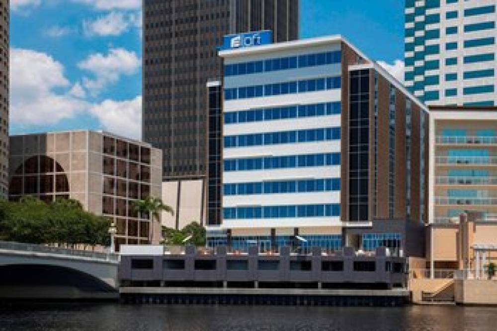 Aloft Tampa Downtown 2