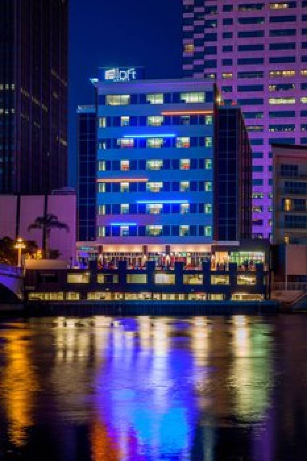 Aloft Tampa Downtown 5