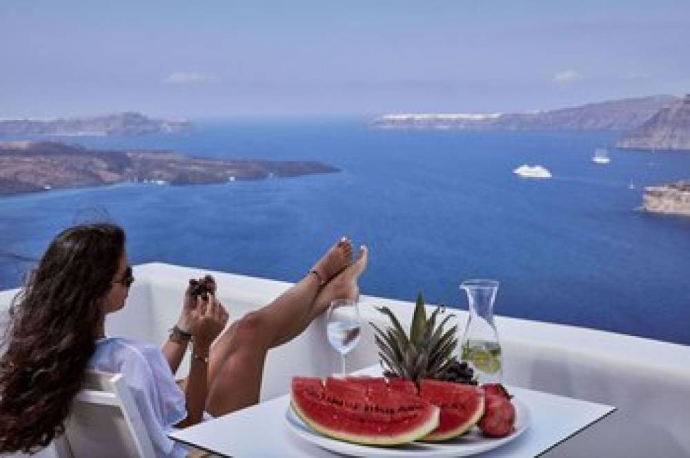 ALTI SUITES SANTORINI 4