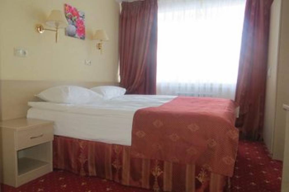 AMAKS OMSK HOTEL 2