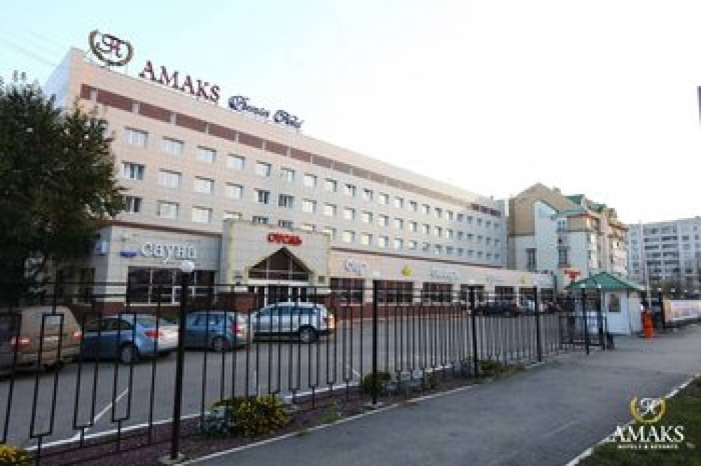 Amaks Premier Hotel