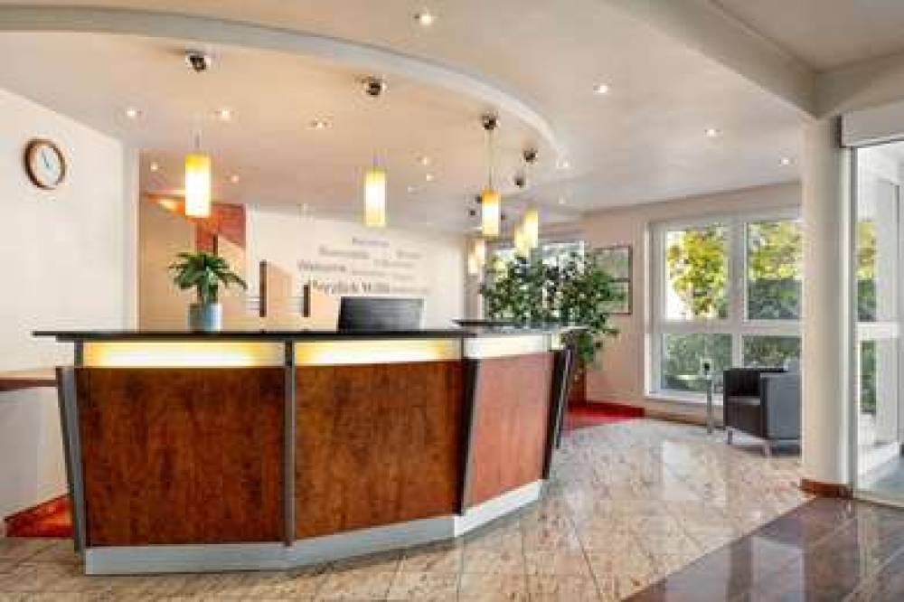 AMEDIA HOTEL RUSSELSHEIM 8