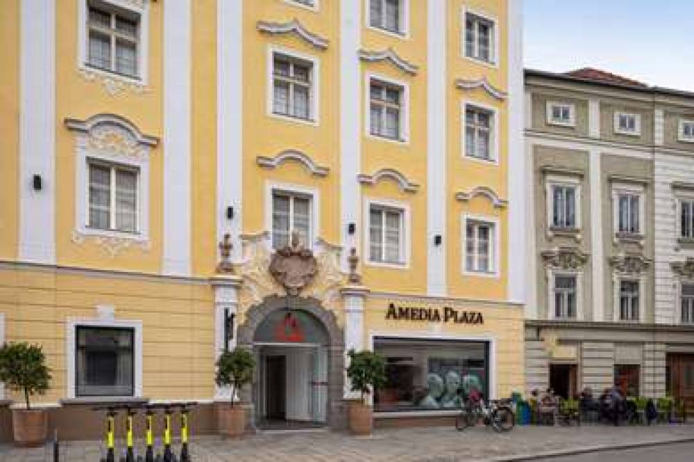 Amedia Plaza Hotel