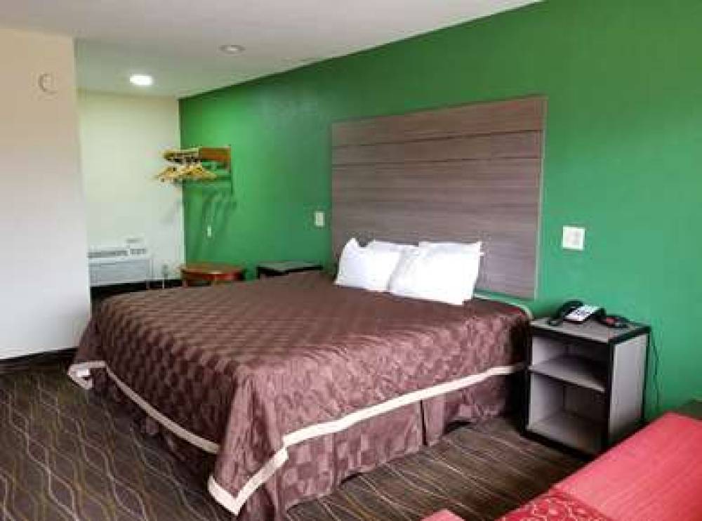 Americas Best Value Inn Alexandria 4