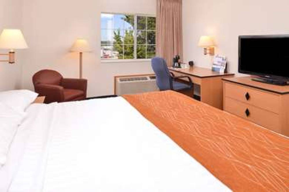 Americas Best Value Inn And Suites Atlantic 6