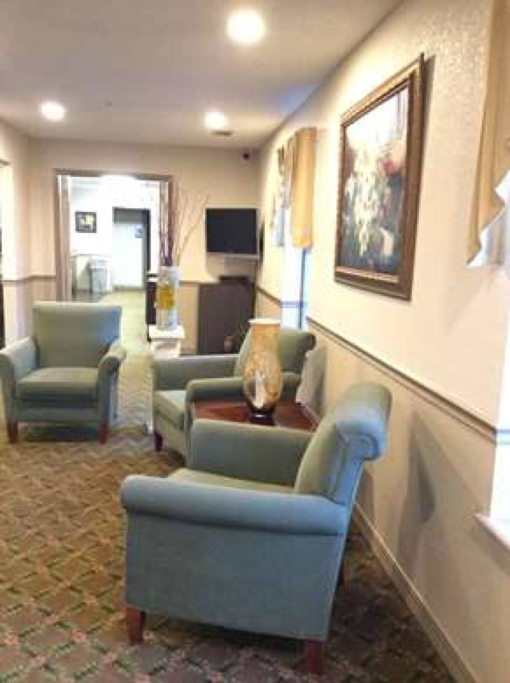 Americas Best Value Inn And Suites 6