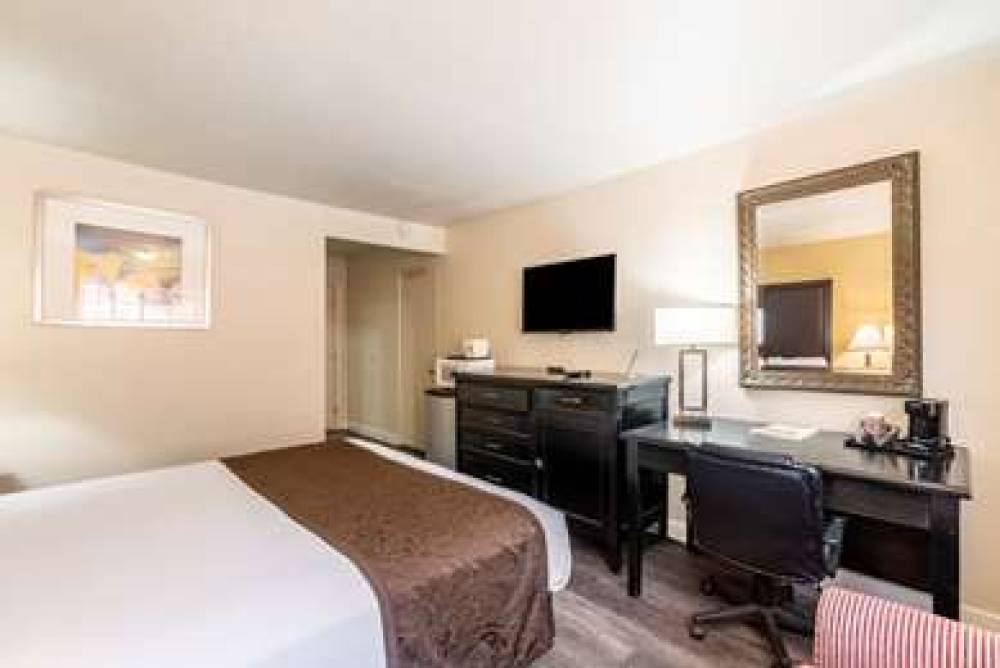 Americas Best Value Inn And Suites Flagstaff 7