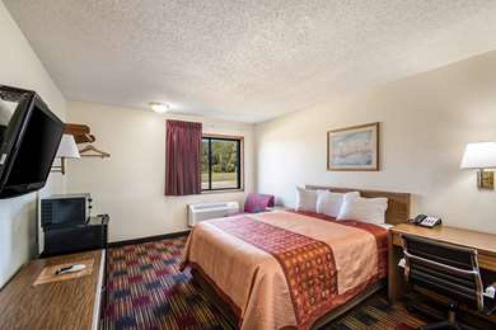 Americas Best Value Inn And Suites Harrisonville 10