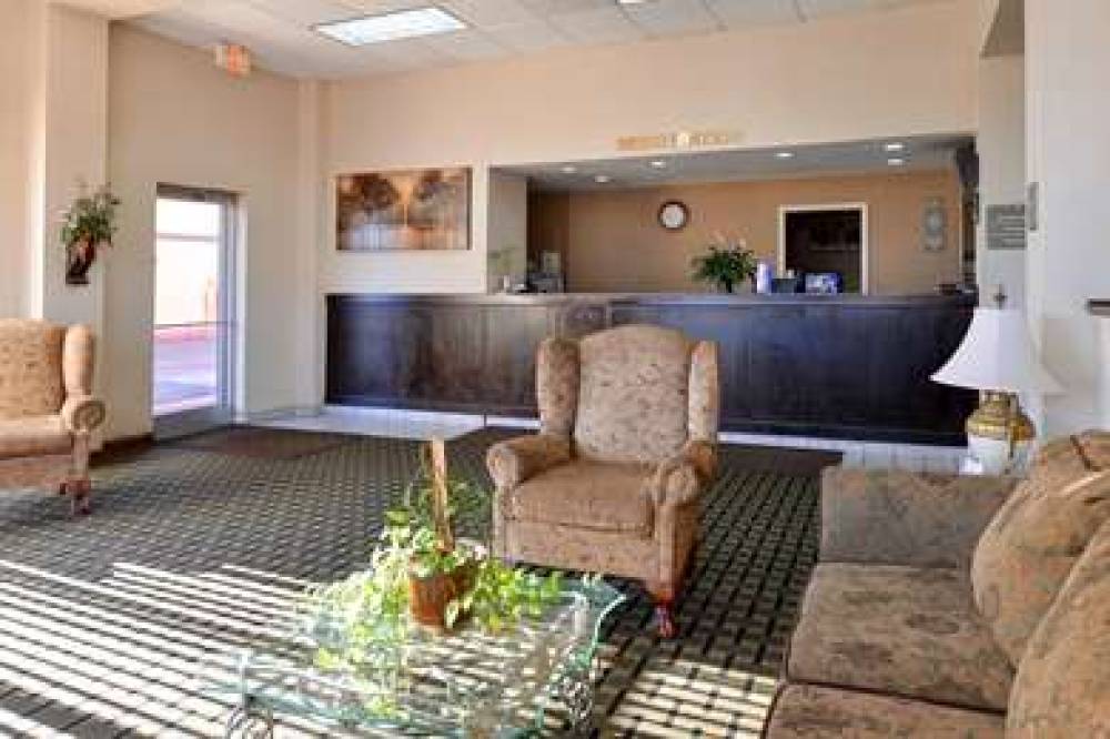 Americas Best Value Inn And Suites Memphis East 3