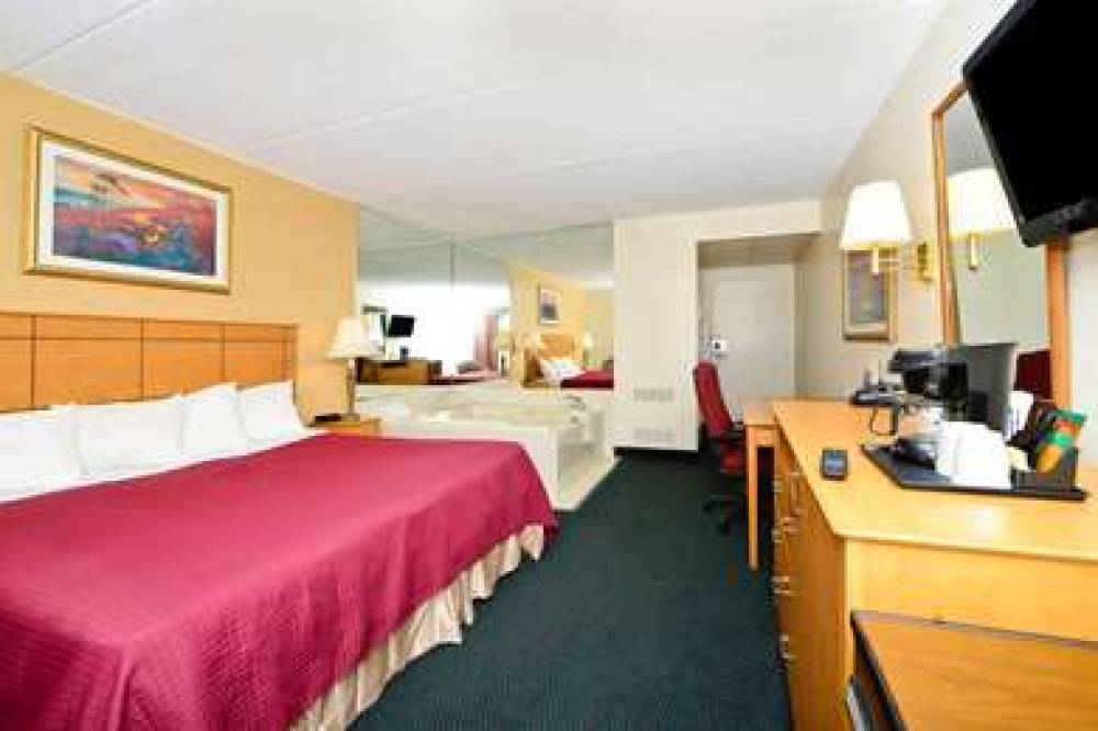 Americas Best Value Inn And Suites St Cloud 4