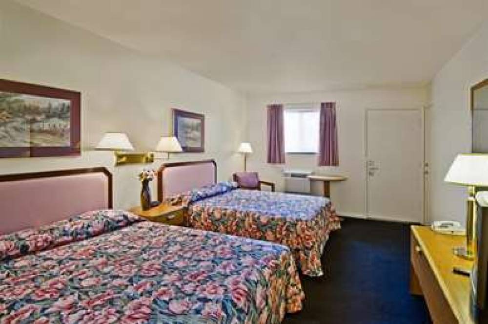 Americas Best Value Inn Arkansas City 8