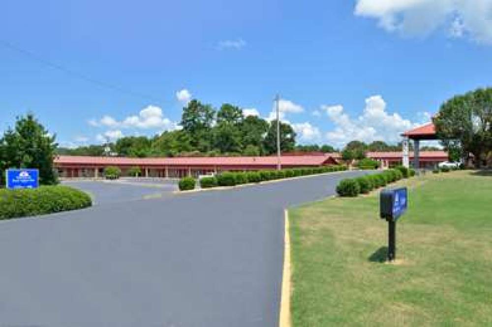 Americas Best Value Inn Batesville 2