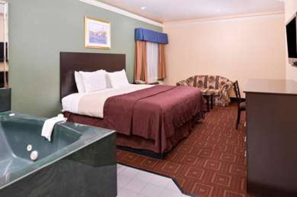 Americas Best Value Inn Baytown 9