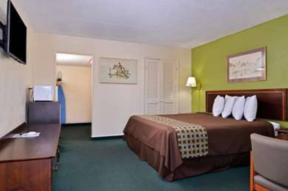 Americas Best Value Inn Bishopville 7