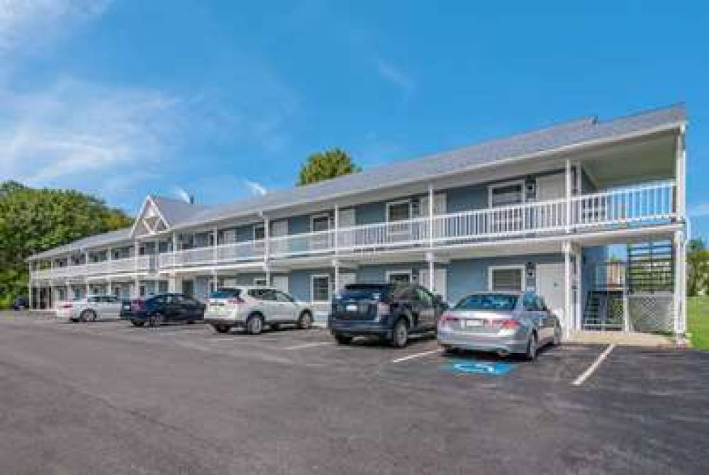 Americas Best Value Inn 9