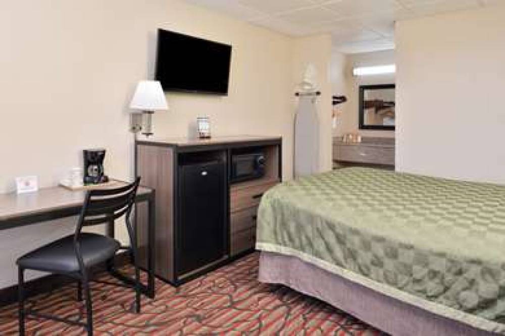 Americas Best Value Inn 8