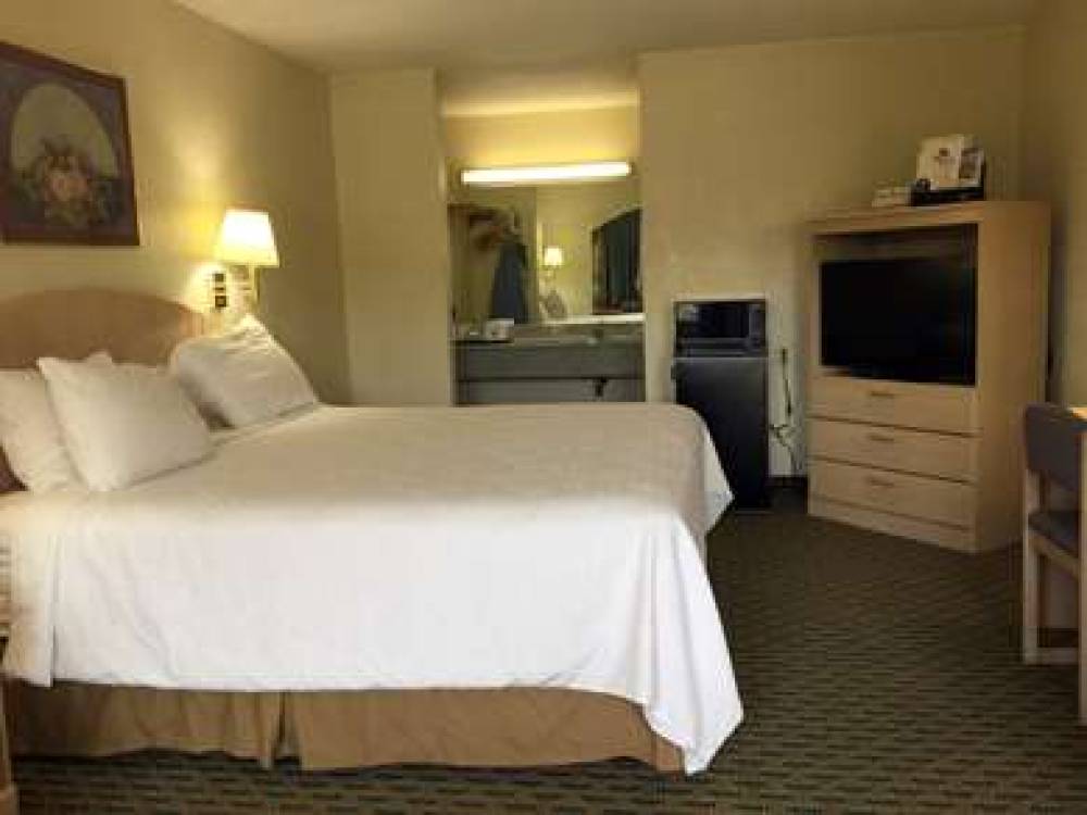 Americas Best Value Inn Cabot 8