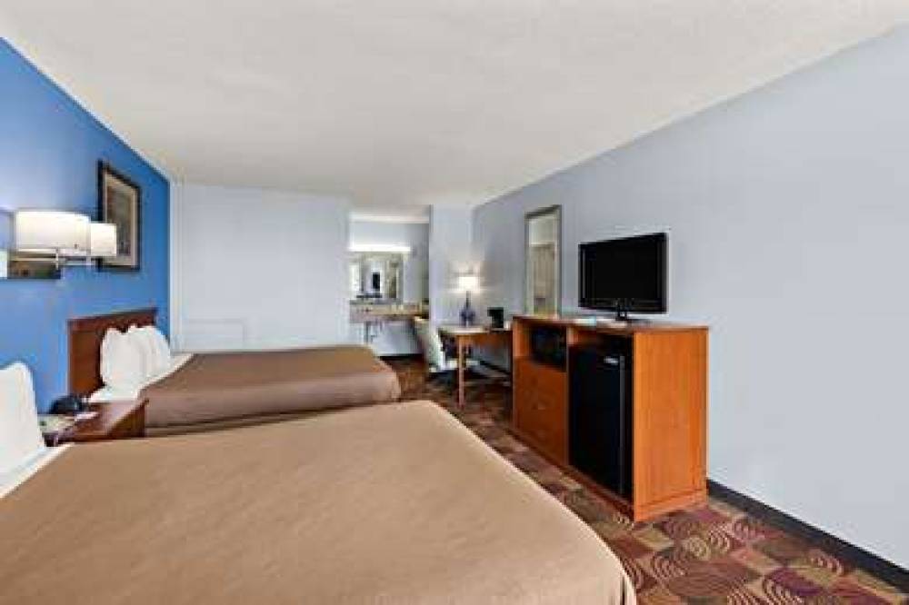 Americas Best Value Inn Celina 9