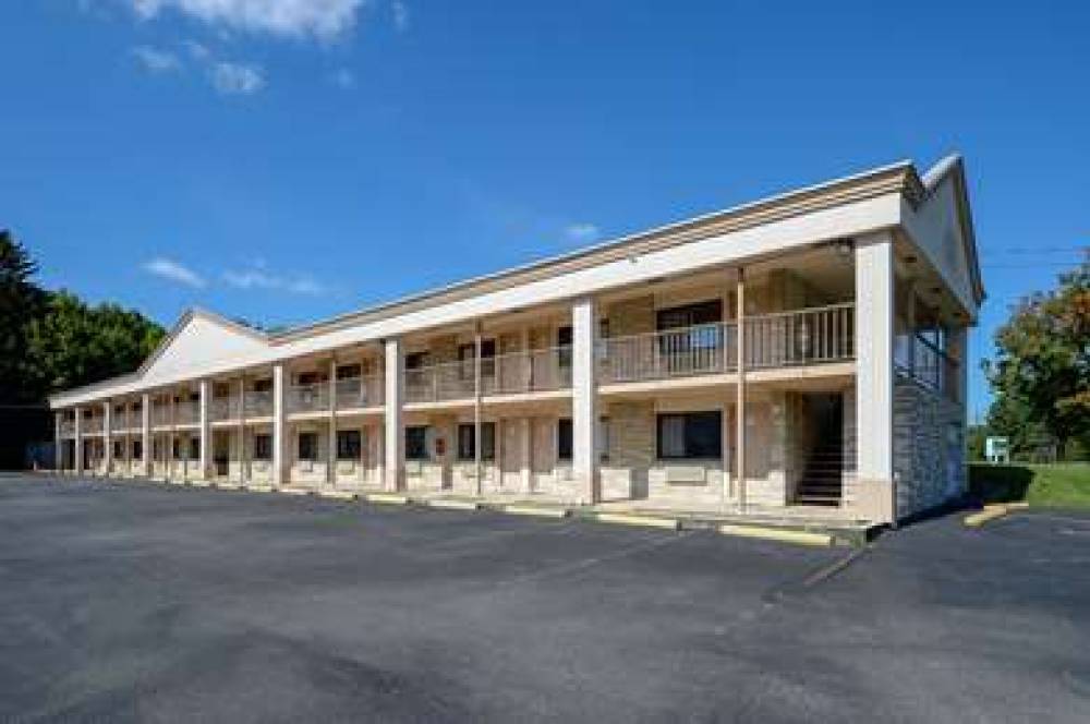 Americas Best Value Inn Central Valley 9