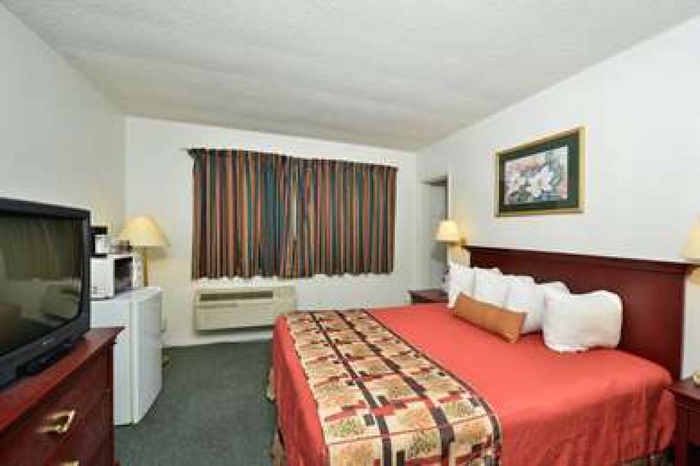 Americas Best Value Inn Chico 9