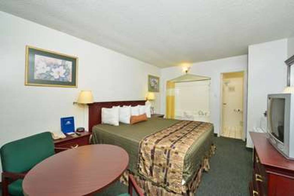 Americas Best Value Inn Chico 8