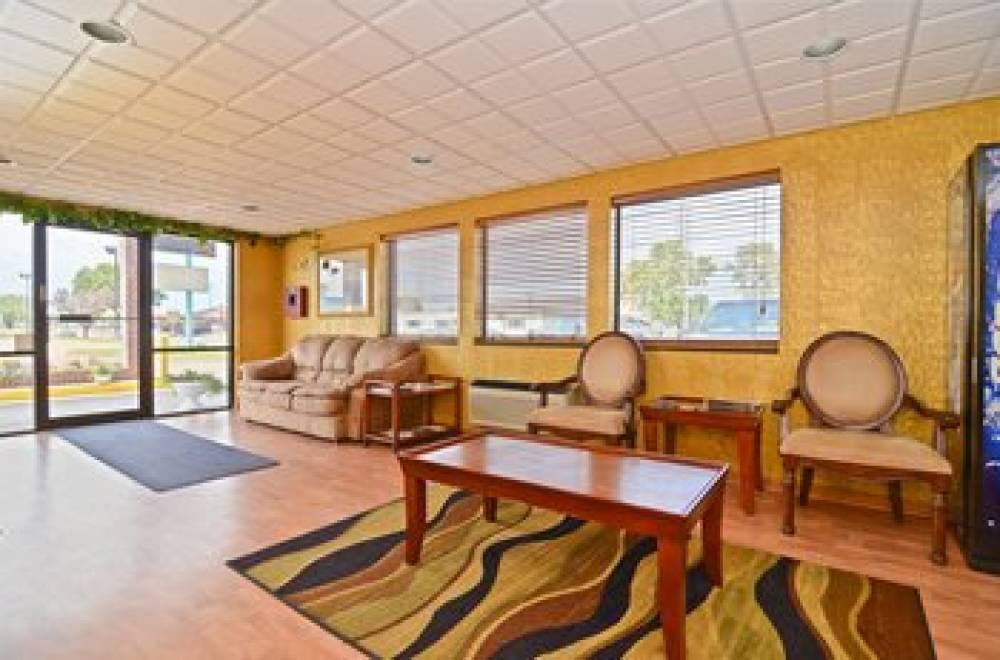 Americas Best Value Inn Columbus 3