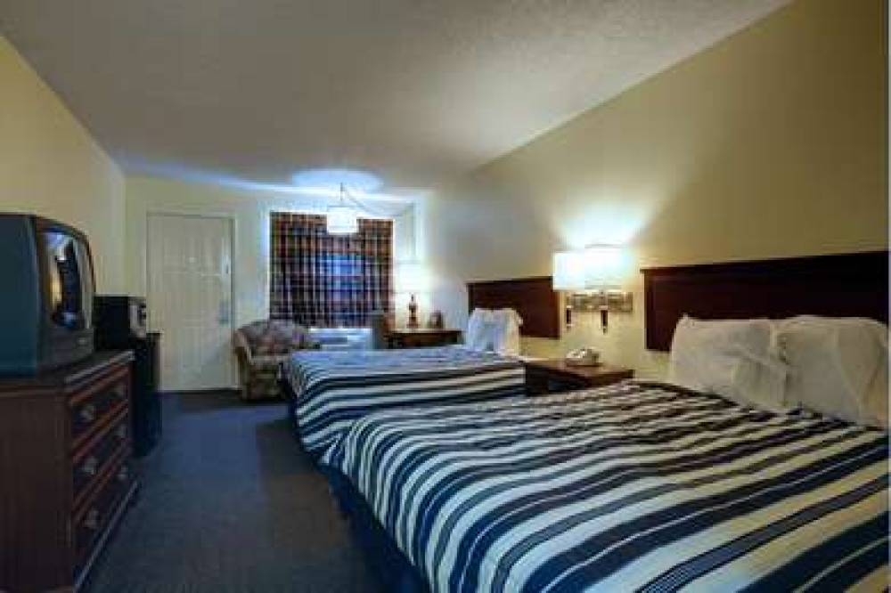 Americas Best Value Inn Comanche 9