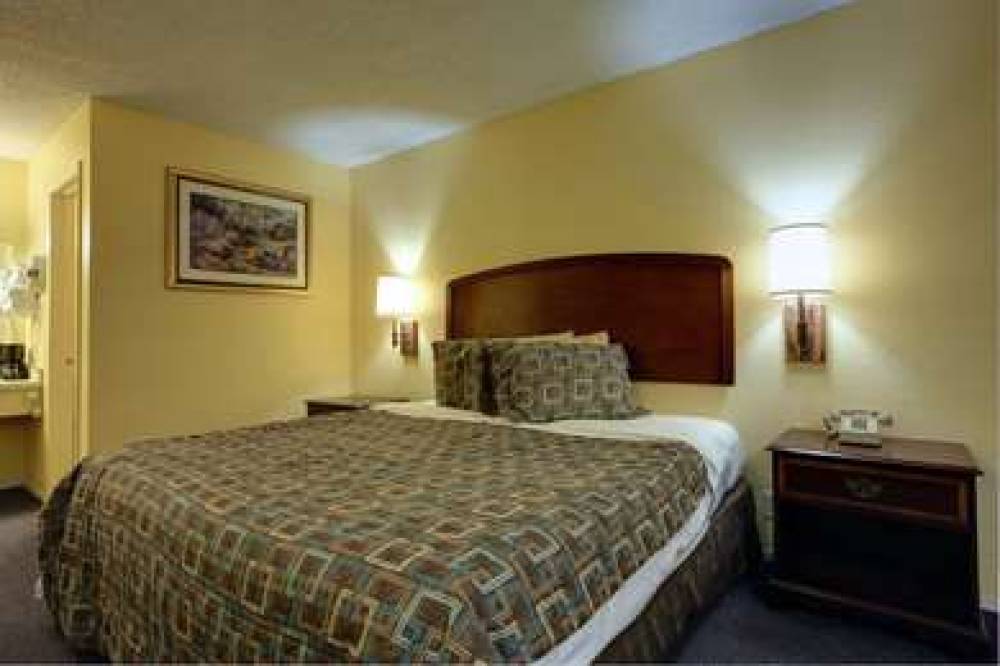 Americas Best Value Inn Comanche 6