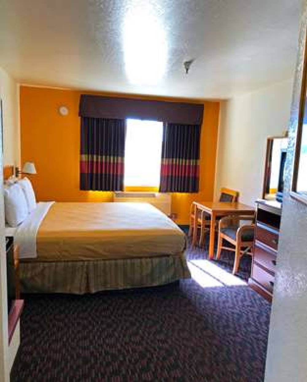 Americas Best Value Inn Dunnigan 7