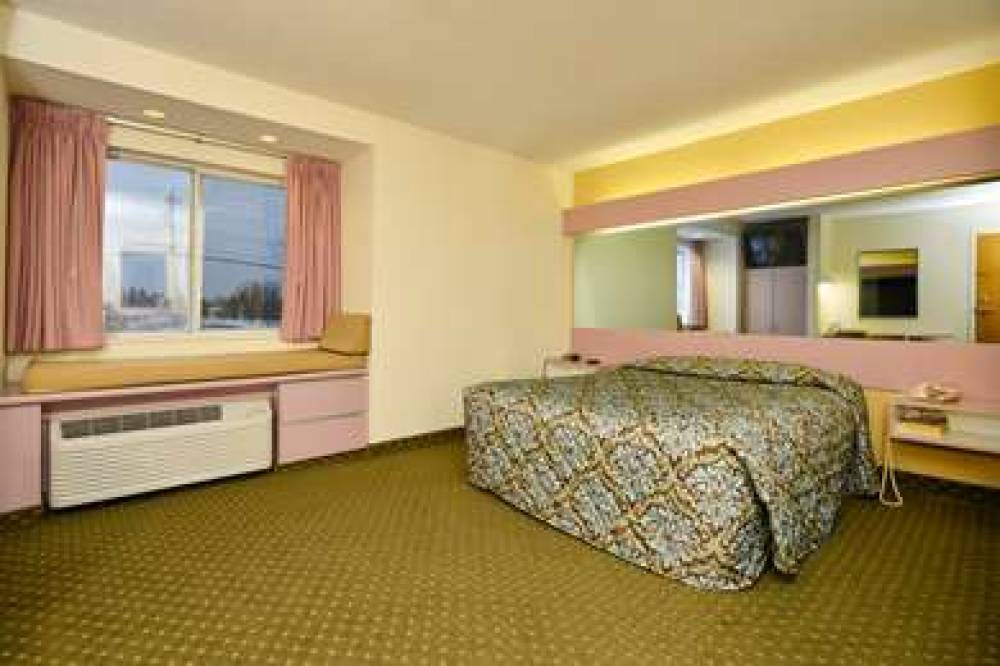 Americas Best Value Inn East Syracuse 9