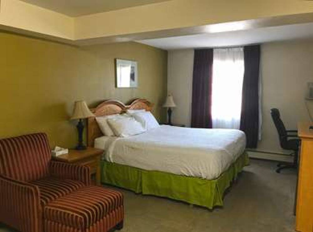 Americas Best Value Inn Executive Suites Airport 6