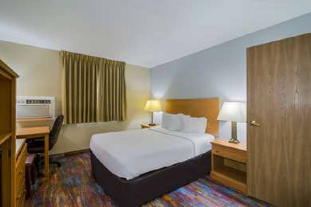 AMERICAS BEST VALUE INN FARGO 10