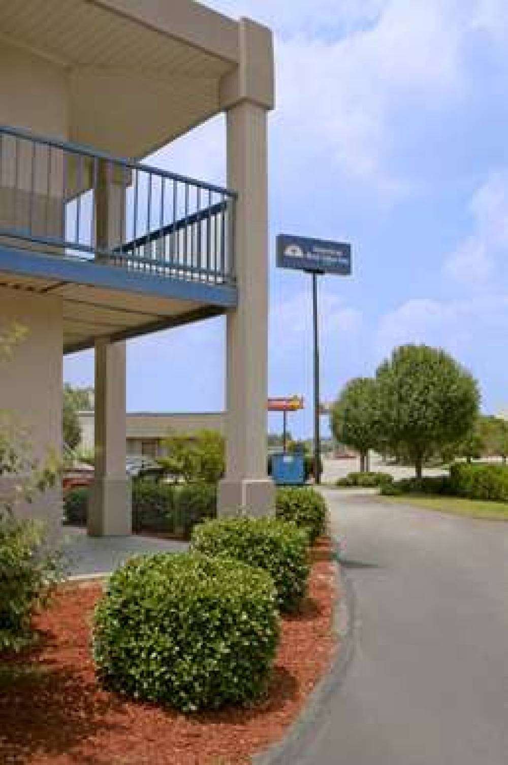 Americas Best Value Inn Fort Jackson 2